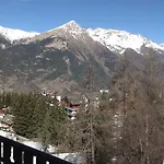 Mon Bijou On The Slopes