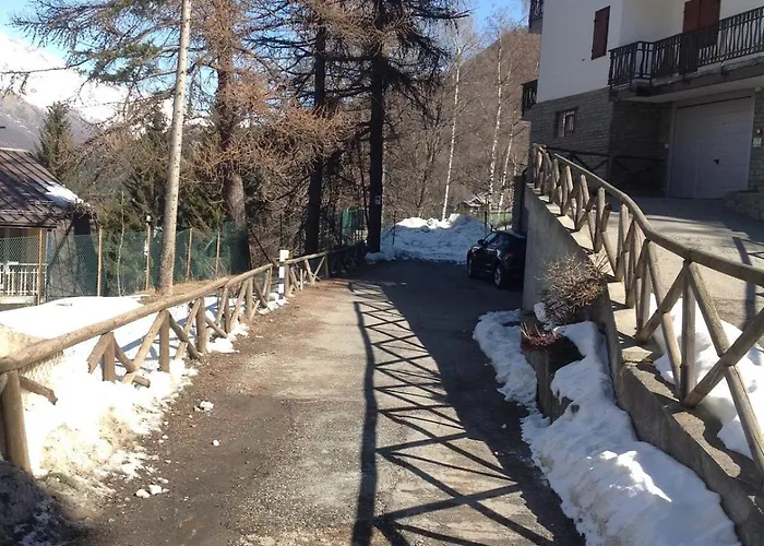 Mon Bijou On The Slopes *